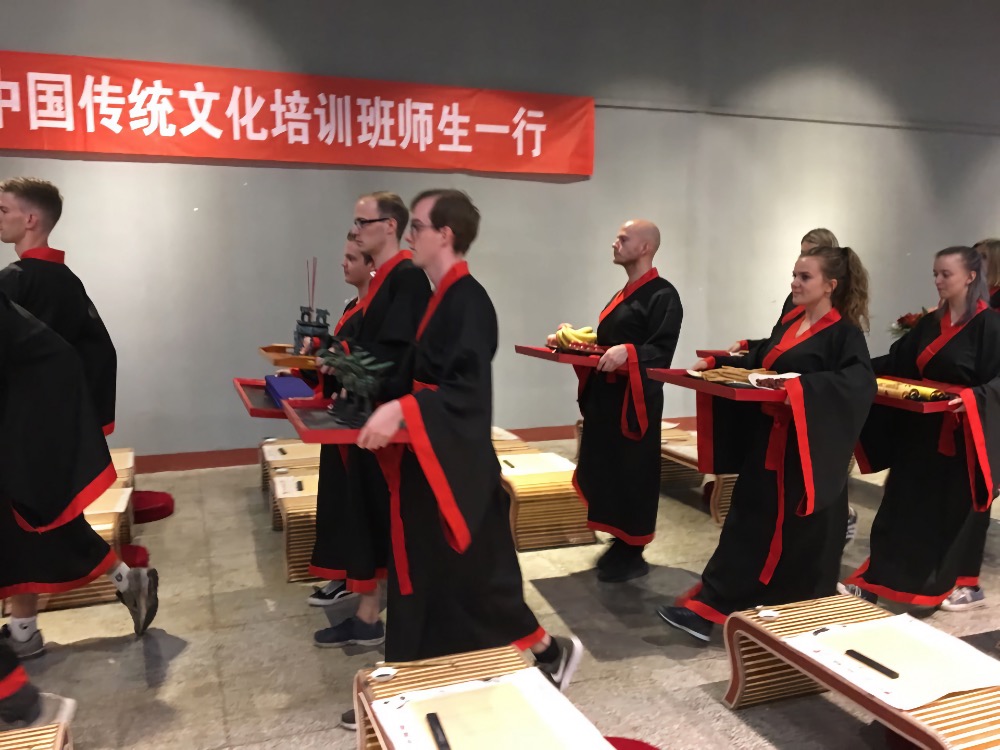 Teachers and students take part in a Confucius appreciation ceremony